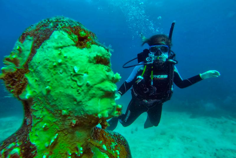 Cancún Lección de Buceo en MUSA (Próximamente)
