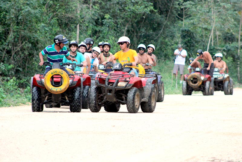 Kin Ha ATVs + Cenote + Tirolesa