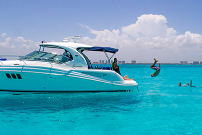 Tour en yate Cancun 5 horas- Paseo en Yate (Próximamente)