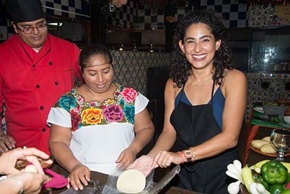 Mexican Cooking Class and Local Market (Próximamente)