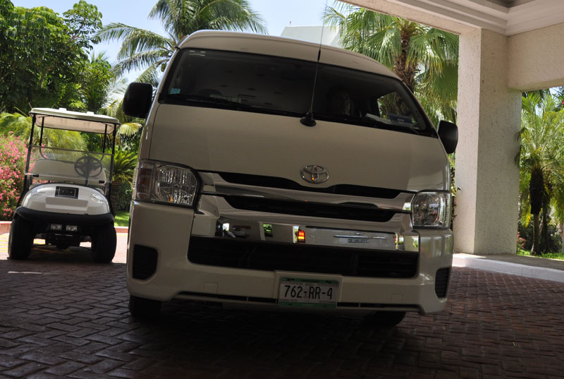 Transfers Cancun and Riviera Maya