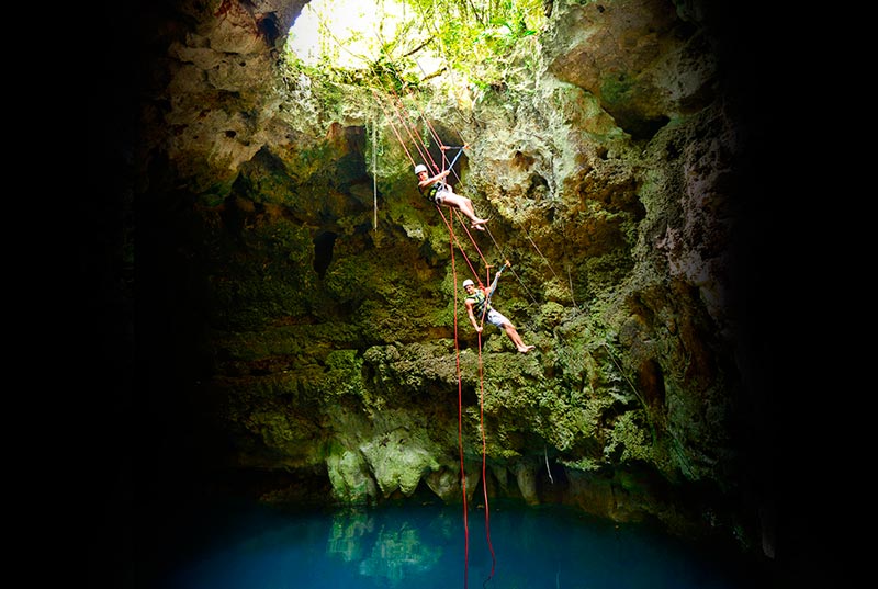 Tour Xenotes Oasis Maya (transporte + admisión + comida gourmet + equipo + actividades) (Próximamente)