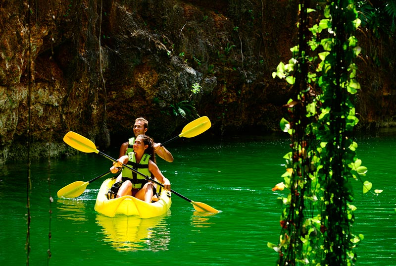 Tour Xenotes Oasis Maya (transporte + admisión + comida gourmet + equipo + actividades) (Próximamente)