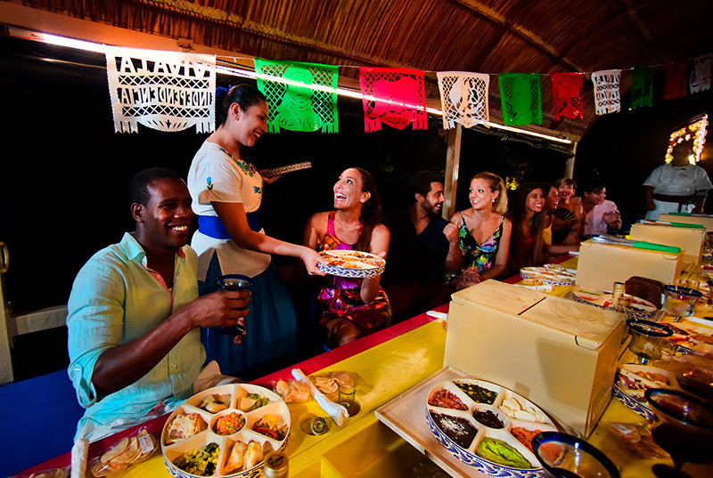 Tour Xoximilco [Fiesta Mexicana] (Próximamente)