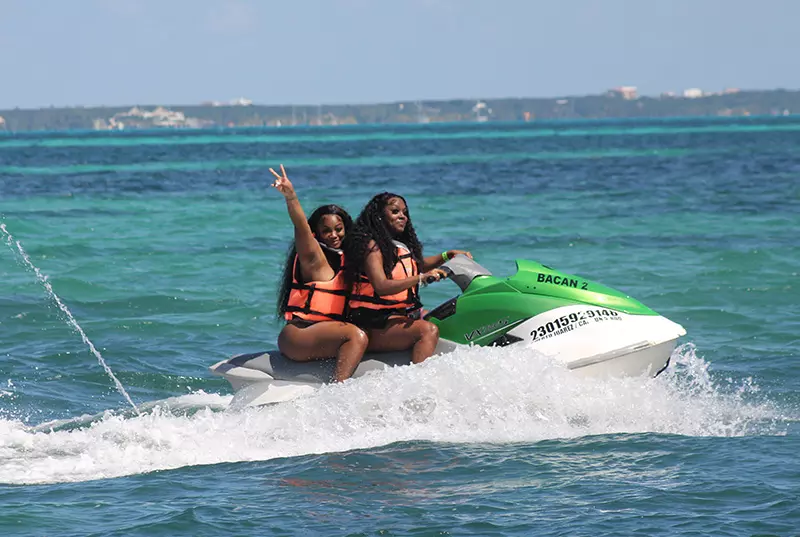 snorkel, parasail, jet ski y ruinas mayas