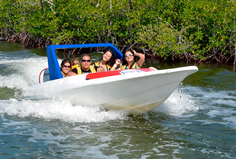 Speedboat & Snorkel Experience in Cancun