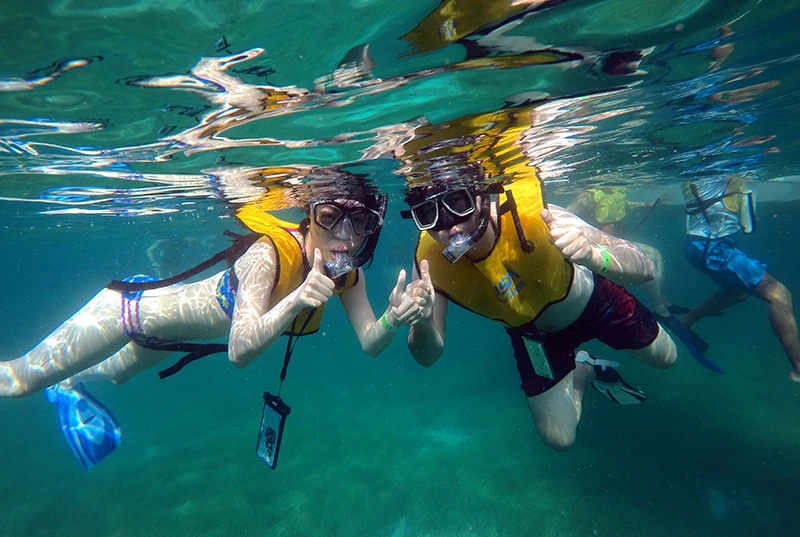 Luxury Catamaran Tour Reef Snorkeling and Exclusive Visit to Isla Mujeres