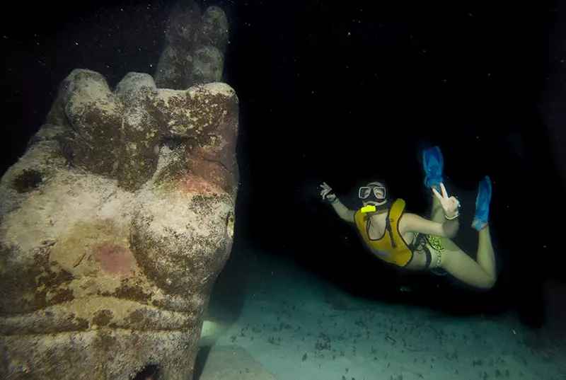 snorkel nocturno
