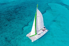 Catamaran a isla mujeres